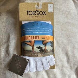 toesox White Lightweight Ultra Sport Ankle Toe Socks Large 10-12 Men NWT